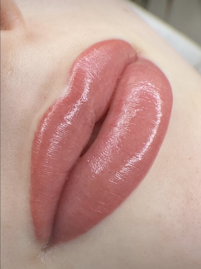 Echtes Permanent-Make-up-Ergebnis aus dem Bella Vita Beauty Studio 22